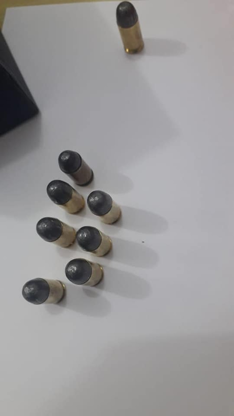 Ecstasy, LSD, maconha e munições foram apreendidos pela Polícia Militar em Lucélia — Foto: Polícia Militar