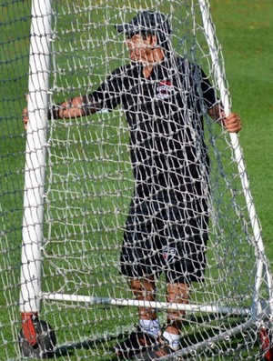Muricy relaciona 22 jogadores para jogo deste domingo, contra Ituano