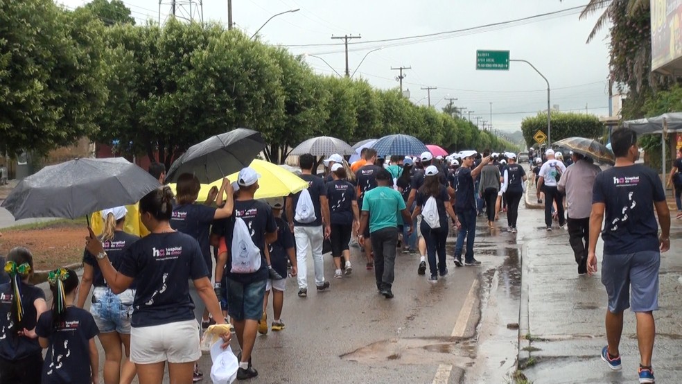 &Eacute; a quarta edi&ccedil;&atilde;o da caminhada em Ariquemes  &mdash; Foto: Rinaldo Moreira/ G1 