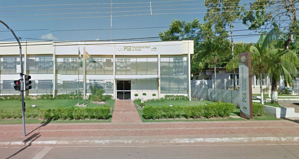 Em parecer, Procuradoria-Geral do Estado concluiu que nÃ£o hÃ¡ legalidade para a continuaÃ§Ã£o do pagamento â€” Foto: Google Street View