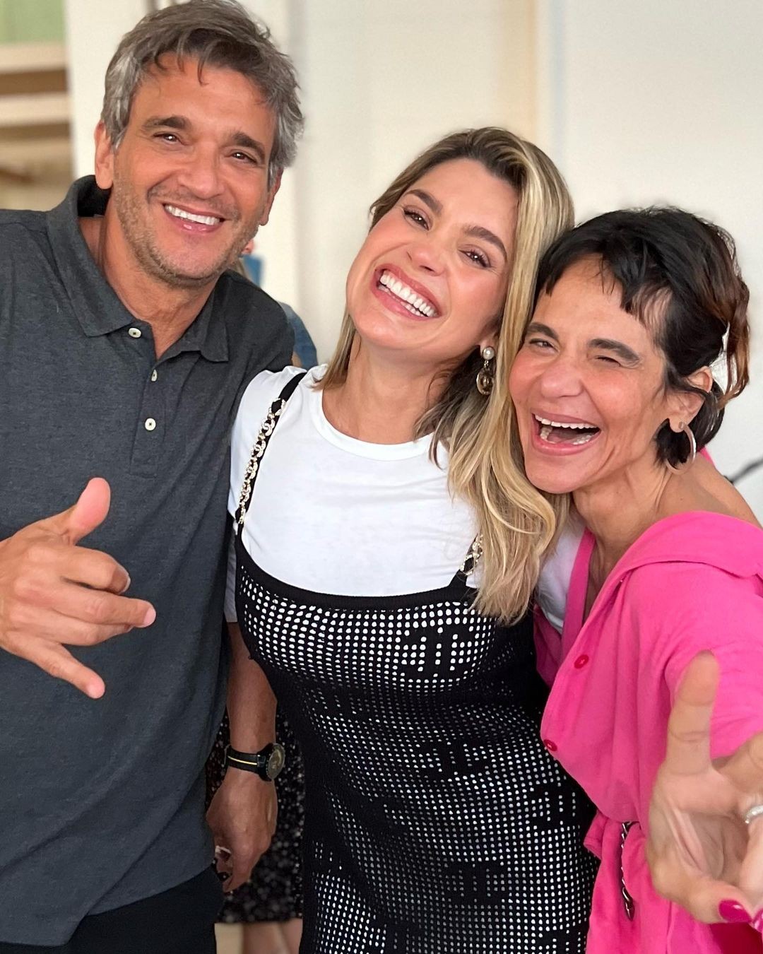 Flávia Alessandra abre álbum de fotos com os irmãos e se declara (Foto: Reprodução/Instagram)