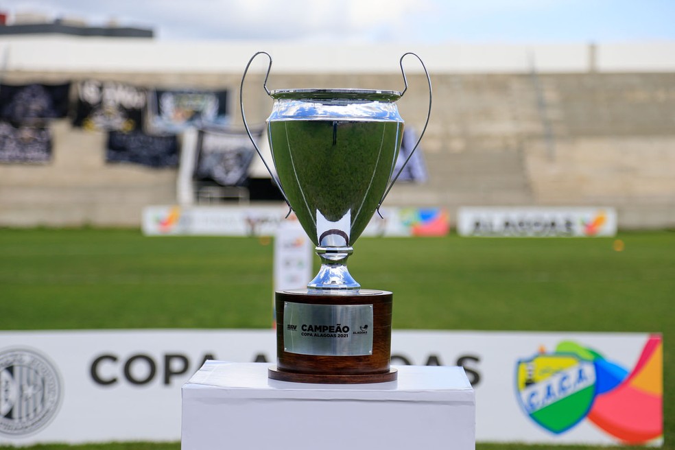 Taça da Copa Alagoas 2021 — Foto: Aílton Cruz/Gazeta de Alagoas