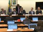 CPI da Petrobras aprova convocação de José Dirceu e Jorge Zelada