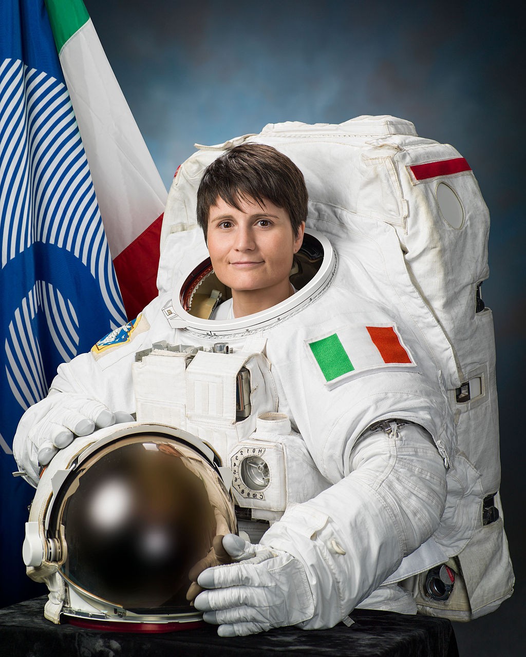 Samantha Cristoforetti (Foto: NASA/Robert Markowitz, Public domain, via Wikimedia Commons)