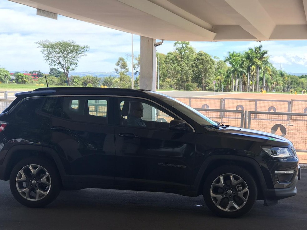 Ministro-chefe da Casa Civil, Onyx Lorenzoni, chega ao Palácio da Alvorada, em Brasília — Foto: Guilherme Mazui/G1 Política