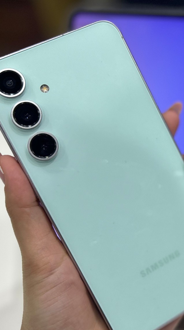 Tem celular Samsung? Veja se o seu modelo vai receber o Android 15