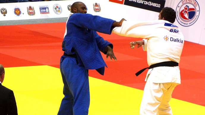 Rafael Silva luta judô Mundial contra Teddy Riner (Foto: Raphael Andriolo)