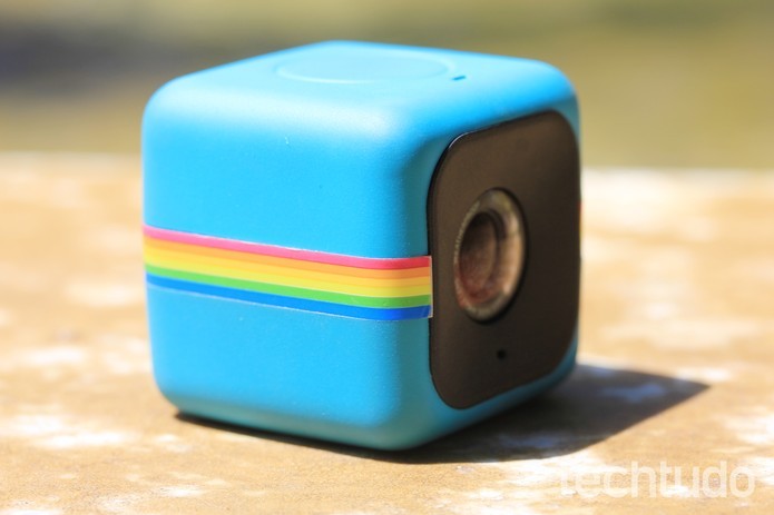 Polaroid Cube é uma câmera de ação com 6 megapixels e com gravação em Full HD (Foto: Fred Canequela/TechTudo)