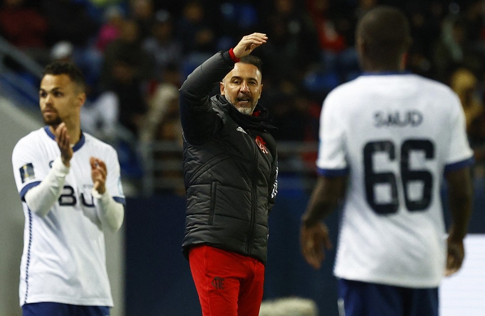 V&iacute;tor Pereira foi alvo de cr&iacute;ticas de Galv&atilde;o Bueno &mdash; Foto: REUTERS/Susana Vera