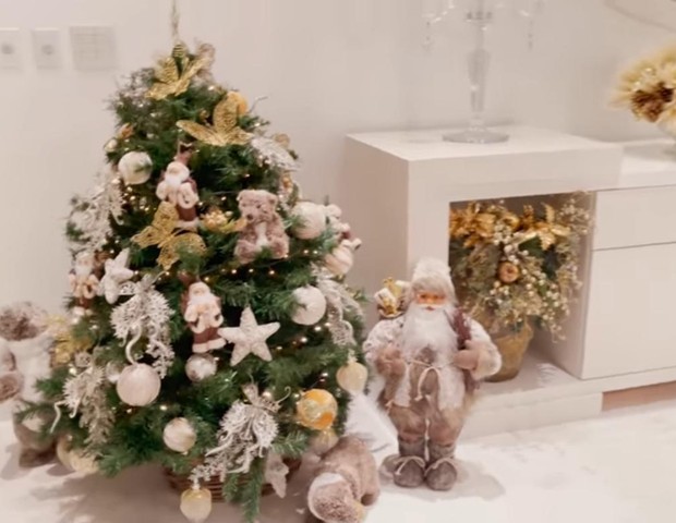 Decoração de Natal da casa de Ana Hickmann (Foto: Reprodução)