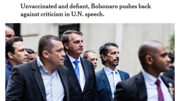 'Não vacinado e provocador, Bolsonaro responde a críticas em discurso na ONU', diz título de reportagem do New York Times (Foto: REPRODUÇÃO/BBC)
