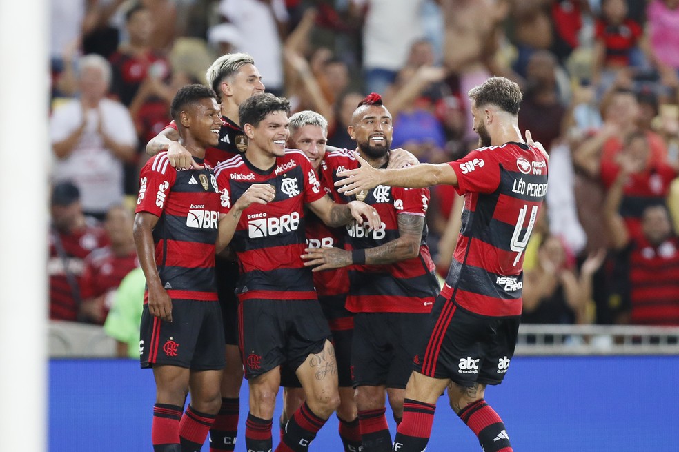 Flamengo comemora gol Maracan  Foto: Andr Duro / ge