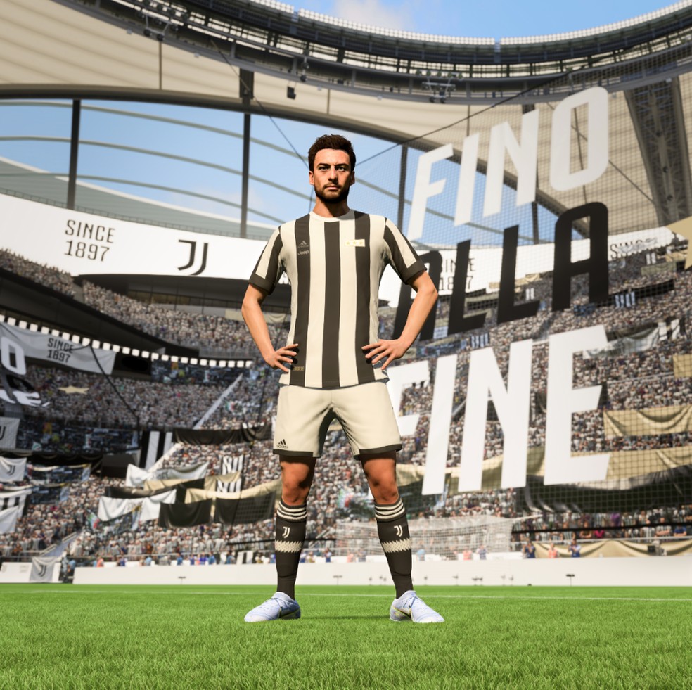 Uniforme clássico da Juventus incluído no FIFA 23  — Foto: Divulgação