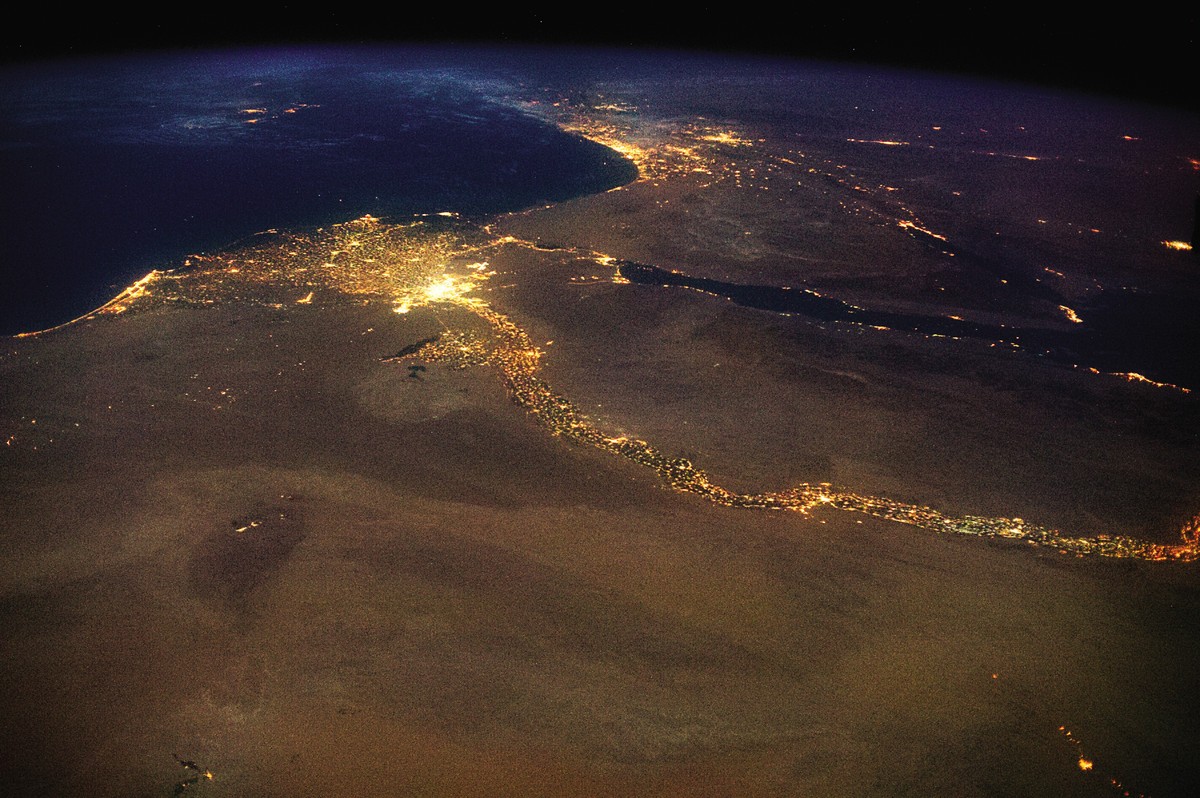 Histórico, o Rio Nilo também ganhou seu espaço no livro, com uma das mais lindas imagens  (Foto: Reprodução/NASA/Chris Hadfield)