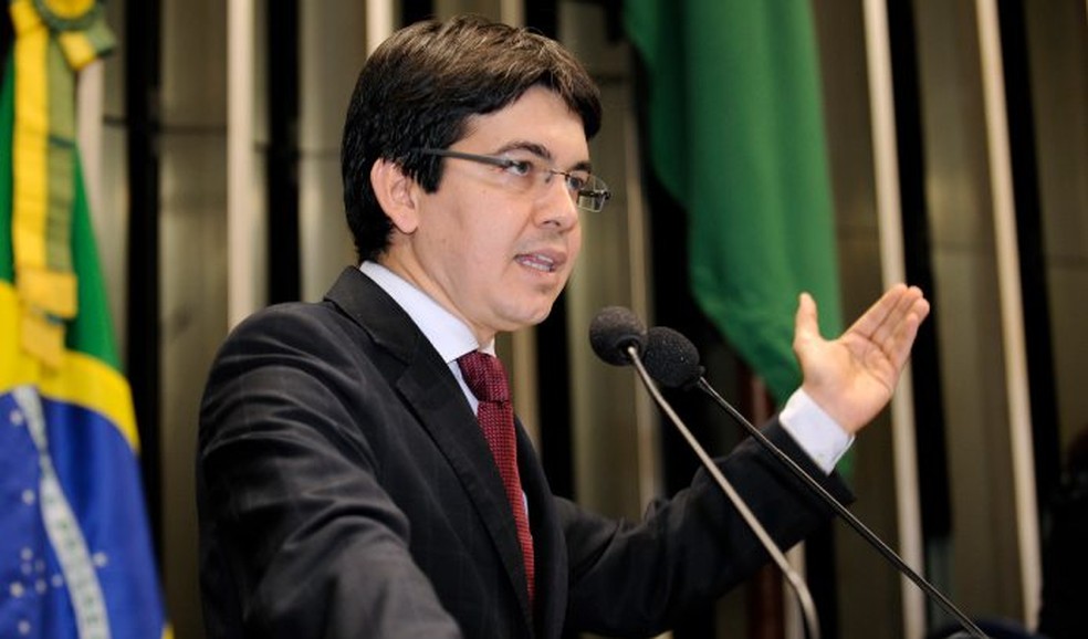 Randolfe Afirma Que Protocolou Pedido De Cpi Para Investigar Apagao No Amapa Brasil Valor Economico