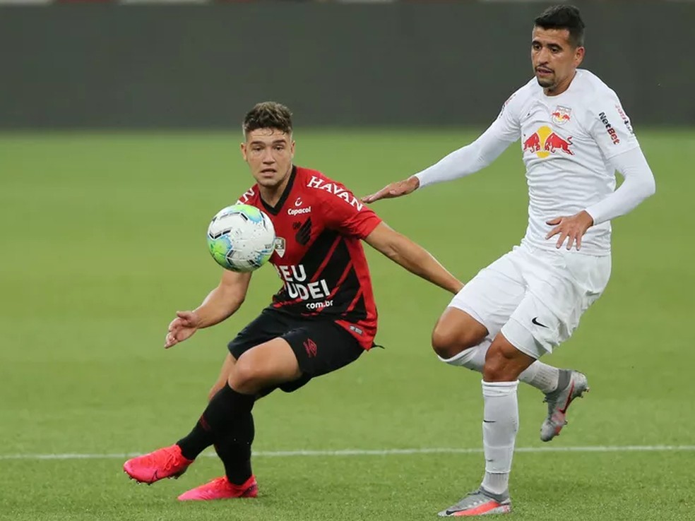 Guilherme Bissoli deve ser novidade no Athletico — Foto: REUTERS/Rodolfo Buhrer