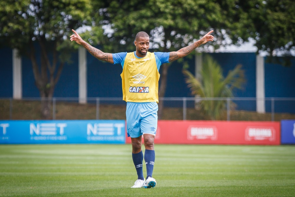 Dedé diz que justiça foi feita pela Conmebol e elogia diretoria do Cruzeiro: Estão acima da média