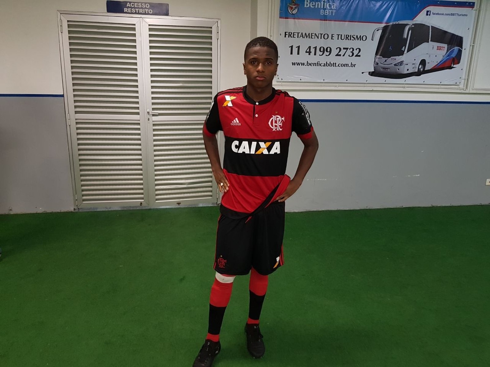 Parceiro de Vinícius Jr e Lincoln, Bill decide no Flamengo sub-20