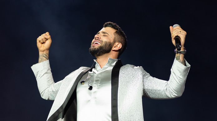 Gusttavo Lima Amanhece Pelo 3º Ano Seguido Na Arena De Barretos E Serve Ate Petisco Aos Fas Festa Do Peao De Barretos 2019 G1