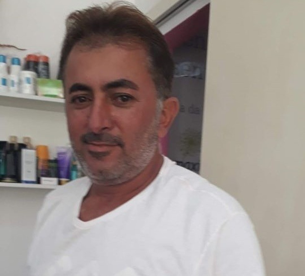 Francisco De Assis Lucena Dos Santos, 42 anos, era entregador de gÃ¡s e estava trabalhando quando aconteceu o crime â Foto: Arquivo da FamÃ­lia