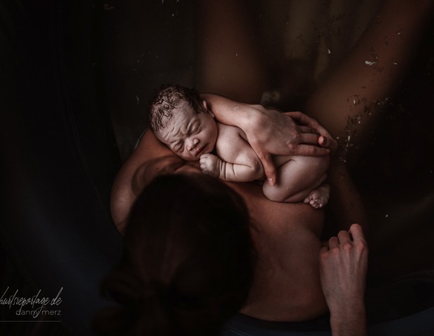 Danny Merz, da Alemanha, ganhou na categoria melhor foto de parto (Foto: Danny Merz)
