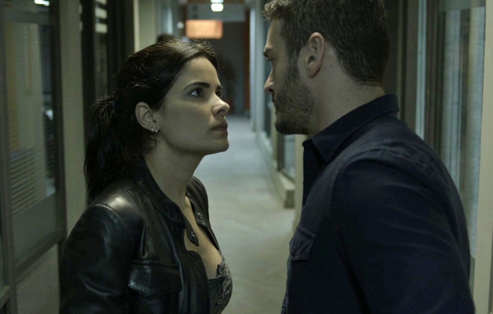 Antônia saca tudo e questiona Domênico (Foto: TV Globo)