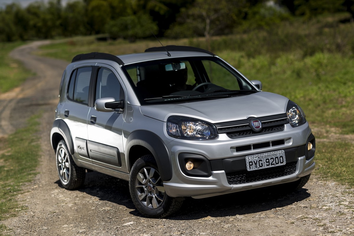 Fiat Uno usado é opção para quem sonha em comprar um carro com menos de ...