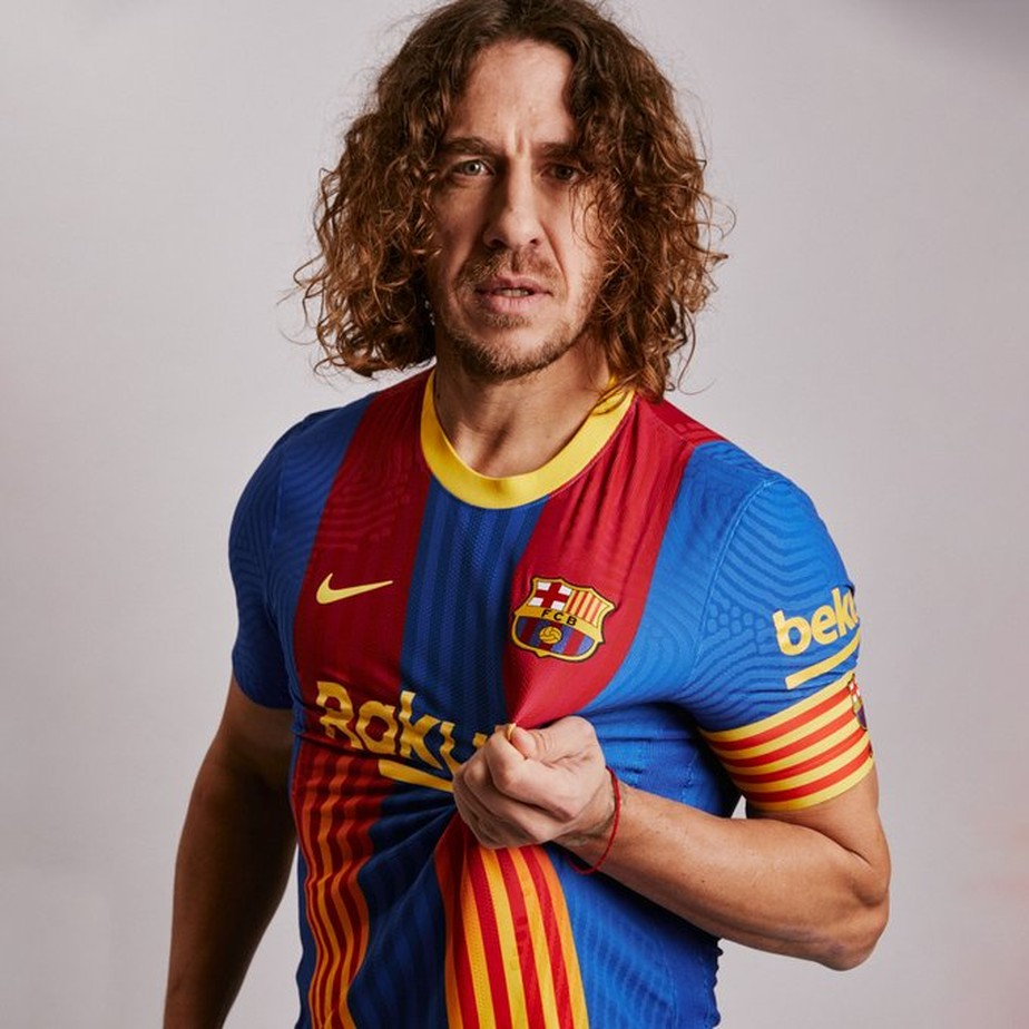 Com Puyol de modelo, Barcelona lança camisa “catalã” exclusiva para clássico contra o Real