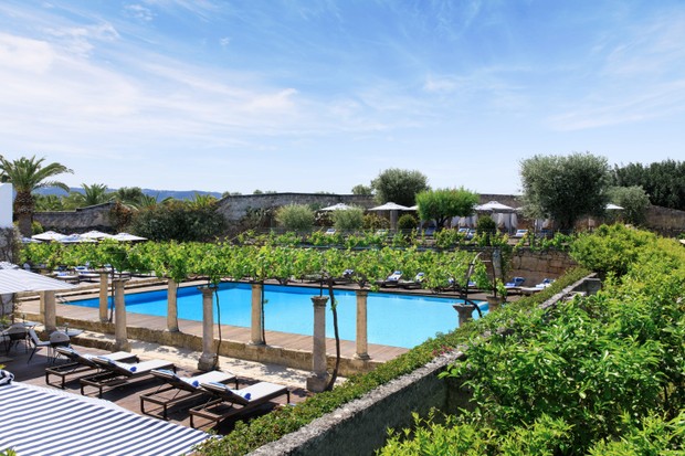 Conheça 7 piscinas impressionantes dos hotéis mais luxuosos do mundo (Foto: www.HotelPhotography.it)