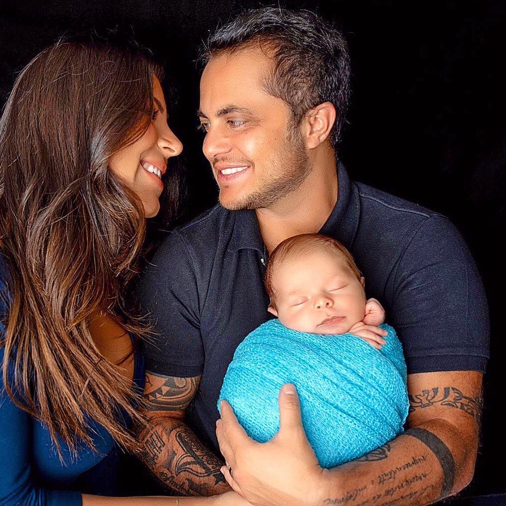 Andressa Ferreira e Thammy Miranda com o filho, Bento (Foto: Reprodução/Instagram)