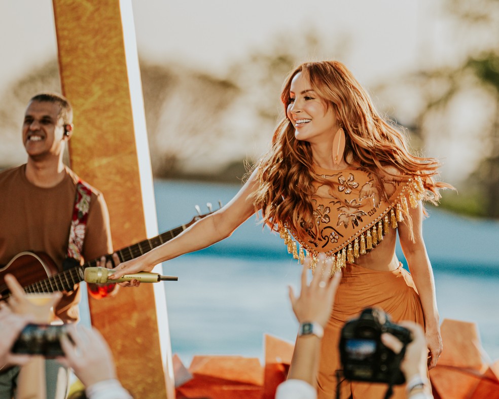 Claudia Leitte apresenta 'Arraiá da Claudinha' em Cabedelo, na PB — Foto: Dani Valverde/Divulgação