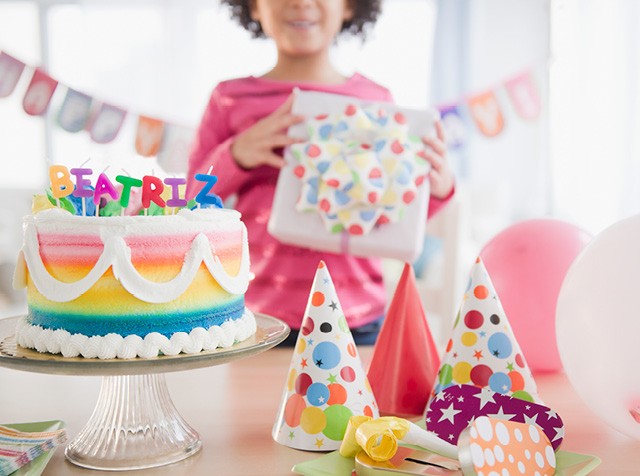 Bolo de Aniversário Infantil — Decoração de Casa