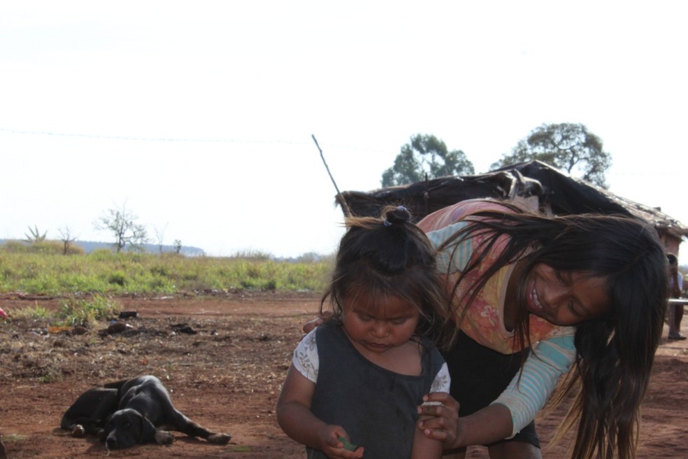 Criança indígena da aldeia Limpa Campo — Foto: Omar Teleb