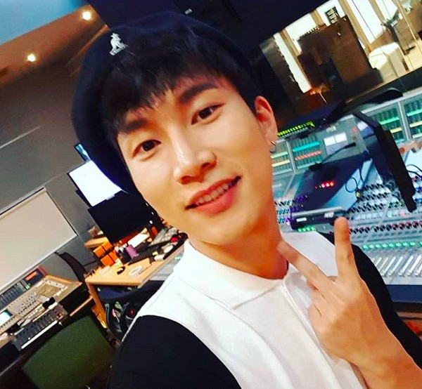 O músico de K-Pop Eunkwang (Foto: Instagram)