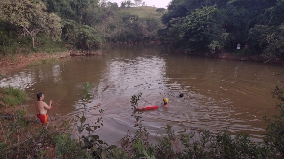 Bombeiros encontram corpo de adolescente que se afogou na zona rural de Montes Claros