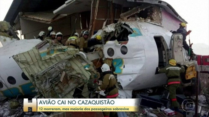 Aviao Com Cerca De 100 Pessoas Cai No Cazaquistao E Deixa Mortos Mundo G1