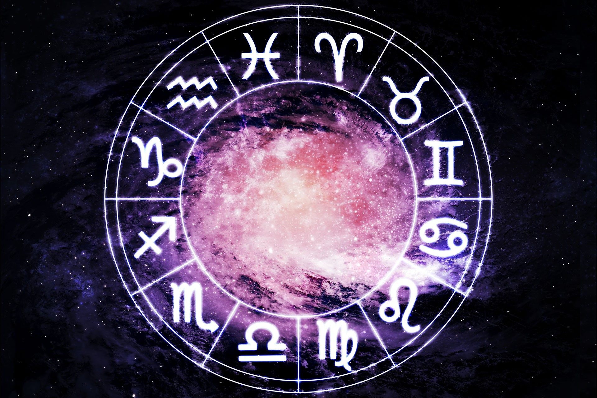 As pessoas estão procurando conexões mais profundas e a astrologia parece ter a resposta (Foto: Getty Images)
