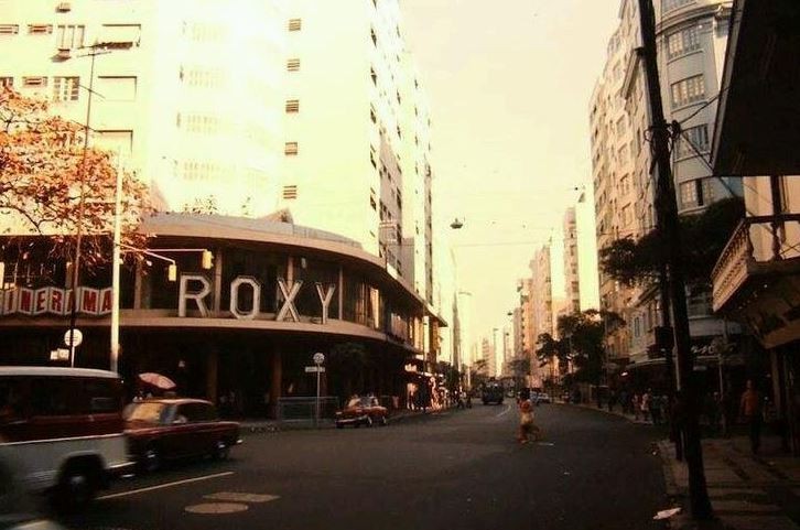 A fachada do Roxy quando o cinema ainda estava em funcionamento — Foto: Arquivo