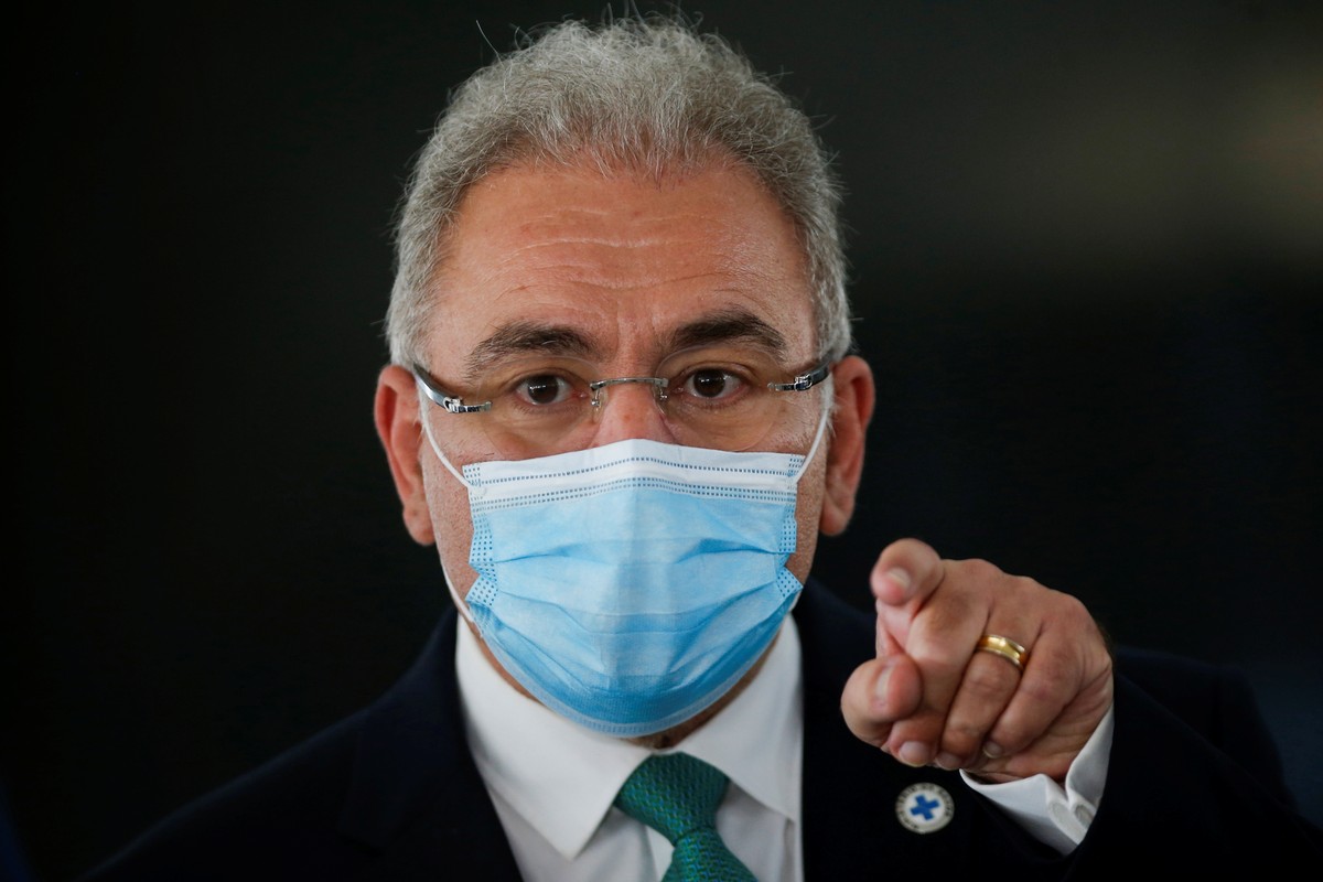 Queiroga critica ‘demagogia vacinal’ e diz que ‘vai faltar dose’ se estados não seguirem plano do governo federal | Vacina