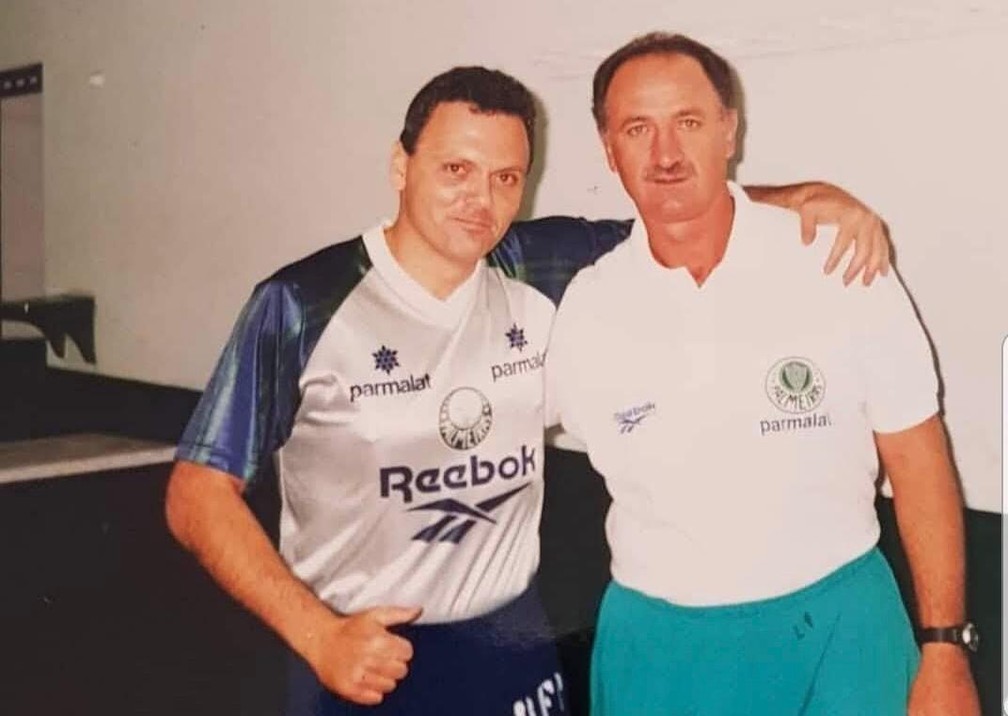 Abraço dos campeões: Felipão e gandula do Palmeiras recordam festa do título da Libertadores