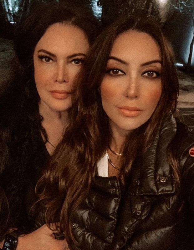 Cristina Kartalian e Tainá Galvão (Foto: Reprodução/Instagram)