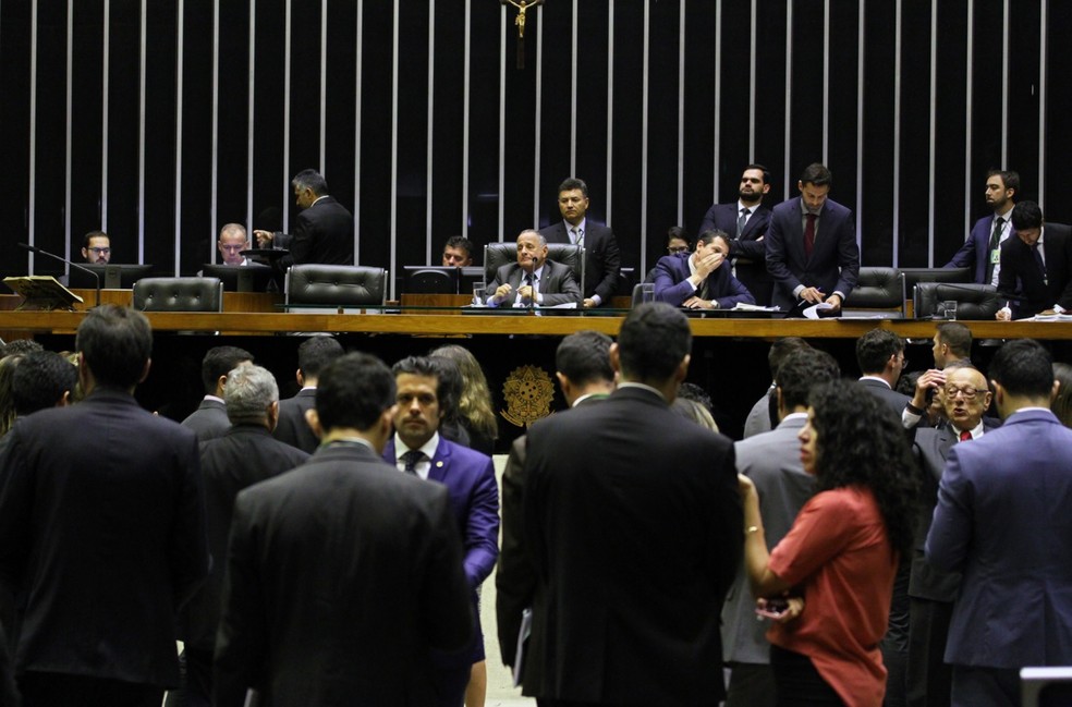Deputados reunidos no plenário da Câmara durante a sessão da última quarta-feira (28) — Foto: Vinicius Loures/Câmara dos Deputados