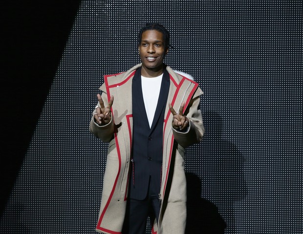 PARIS, FRANCE - JANUARY 23:  Asap Rocky attend the Dior Menswear Fall/Winter 2016/2017 fashion show at Tennis Club de Paris on January 23, 2016 in Paris, France.  (Photo by Vittorio Zunino Celotto/Getty Images) (Foto: Getty Images)