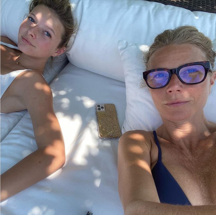 Apple e sua mãe, a atriz Gwyneth Paltrow (Foto: Reprodução / Instagram)