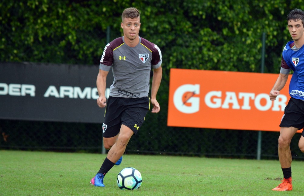 Léo Natel volta para base, e Lucas Fernandes vai reforçar sub-20 do São Paulo