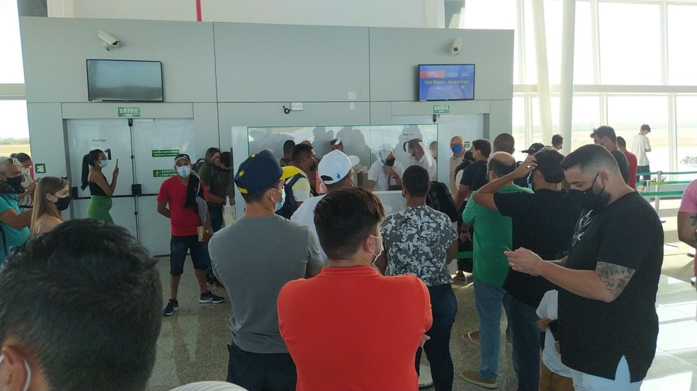 Voo da Gol est&aacute; h&aacute; mais de 12 horas atrasado no Aeroporto de Natal &mdash; Foto: Fernanda Zauli/g1
