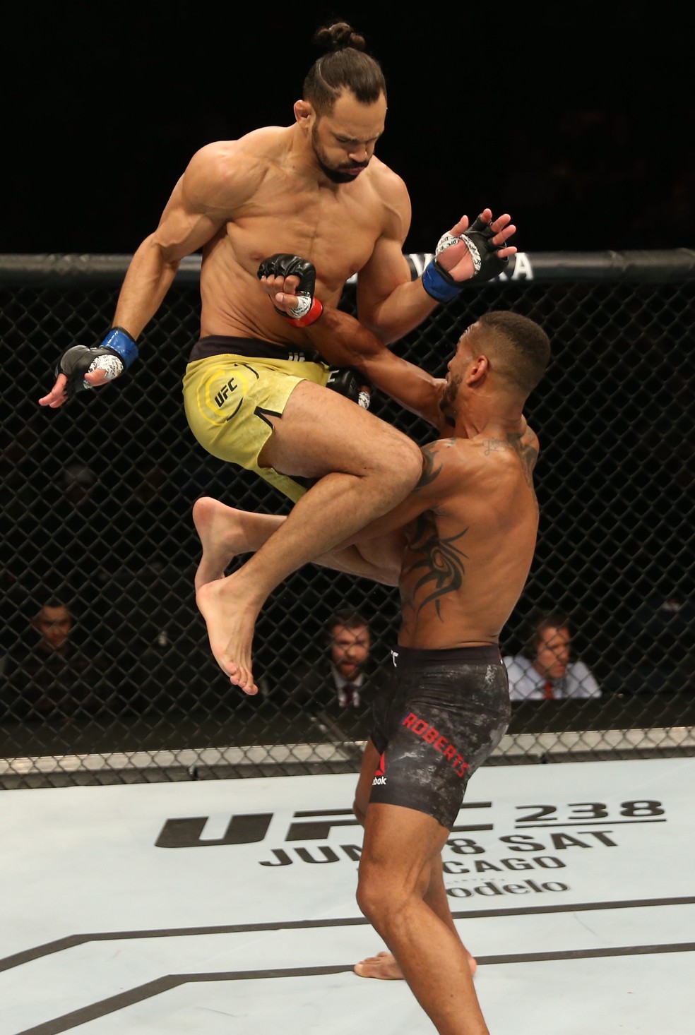 Michel Pereira vence em sua estreia no UFC — Foto: Getty Images