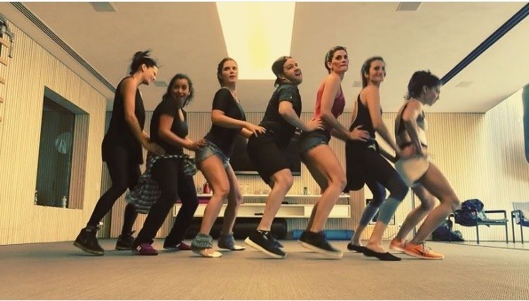 aula de dança de justin neto (Foto: reprodução/instagram)