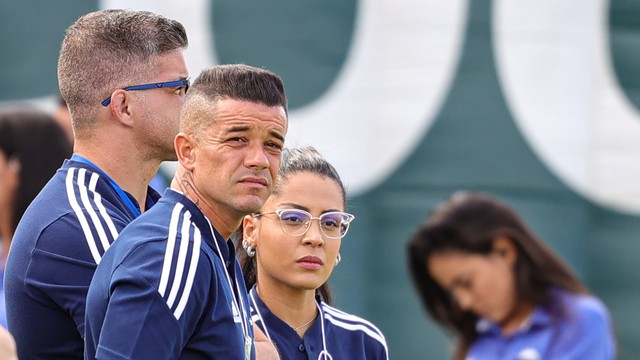D'Alessandro acompanha jogo do Cruzeiro pela primeira vez