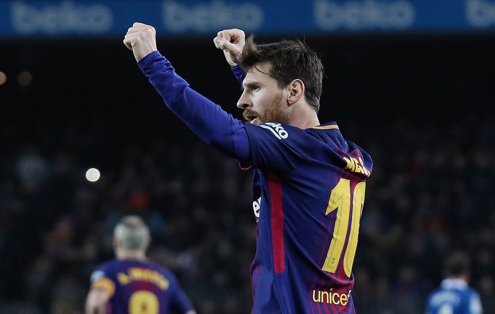 Messi assumiu papel ainda maior de protagonismo na ausência de Neymar: craque já tem 26 gols na temporada (Foto: REUTERS/Albert Gea)